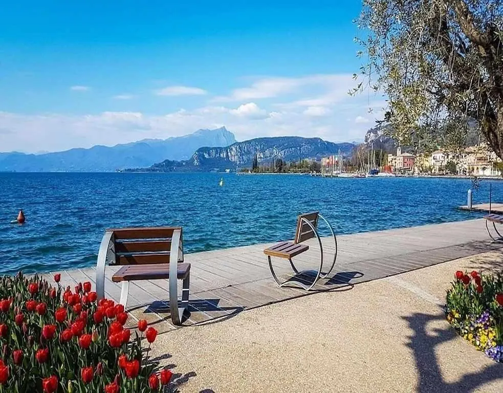 Casa Carlacon Giardino Vicino Al Centro E Lago Garda  Apartment